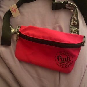 PINK by Victoria’s Secret Fanny pack
